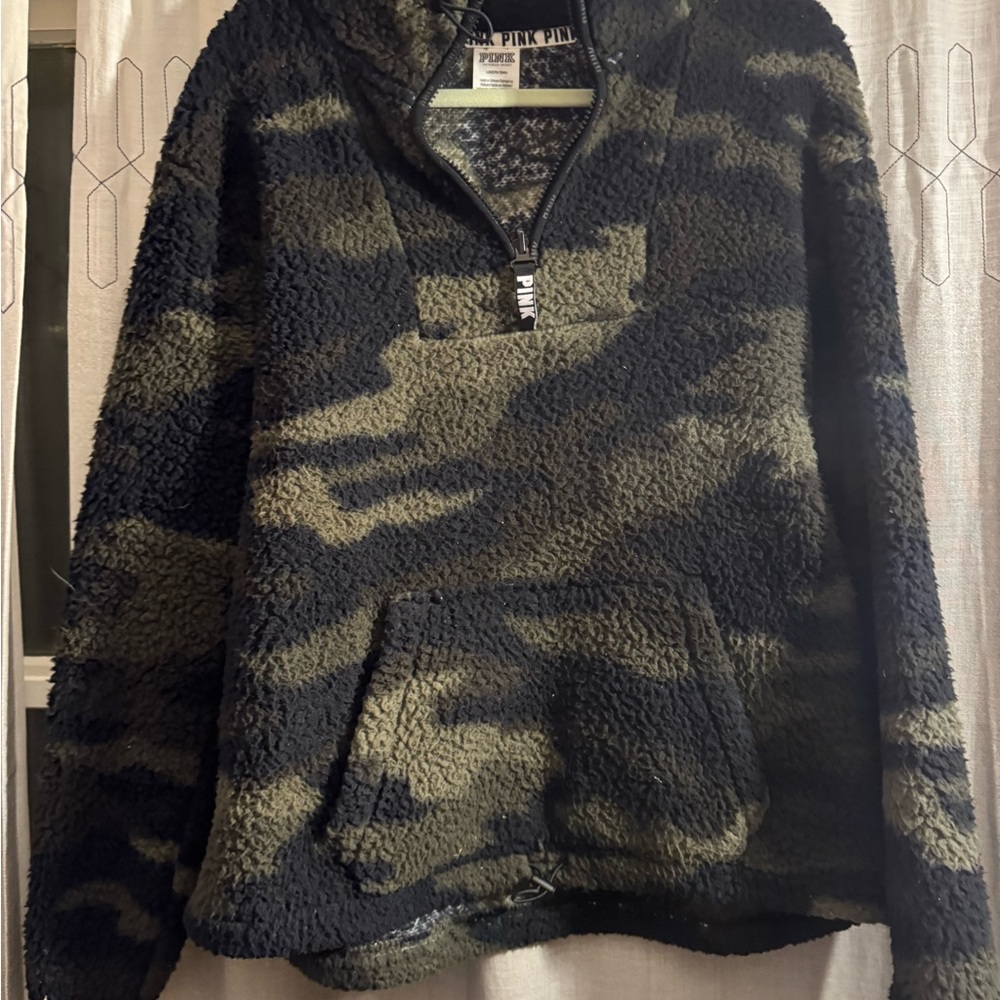 PINK Victoria's Secret Camouflage Sherpa Half-Zip Pullover Jacket